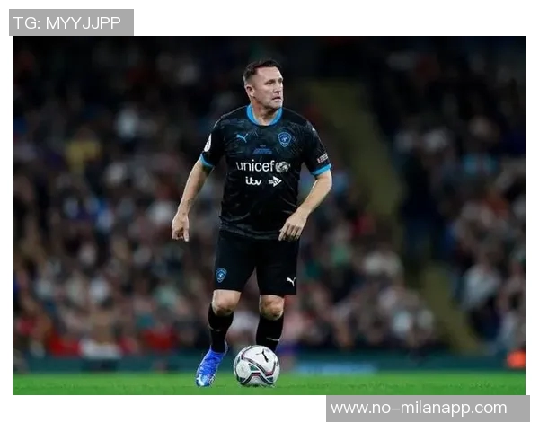 匈牙利费伦茨瓦罗斯足球俱乐部宣布与主帅罗比基恩续约成功 匈牙利费伦茨瓦罗斯足球俱乐部宣布与主帅罗比基恩续约成功