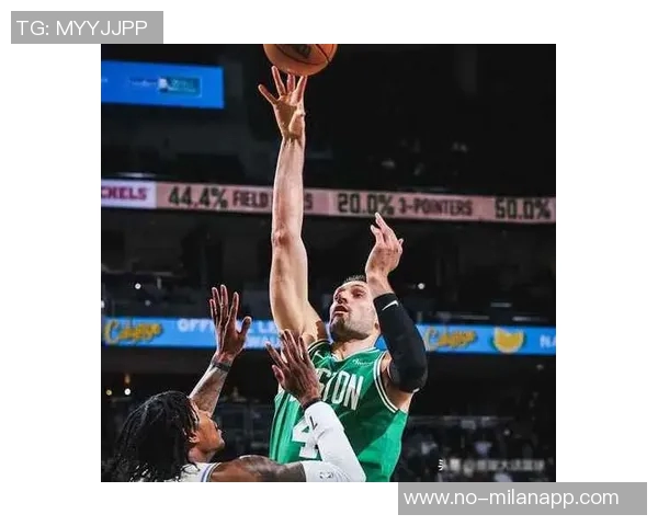 字母哥无奈感叹队友表现不佳特纳罗林斯小波特外线投篮惨淡 字母哥无奈感叹队友表现不佳特纳罗林斯小波特外线投篮惨淡